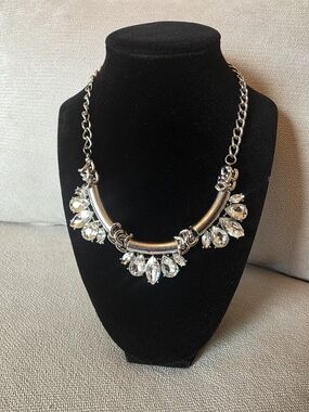 Silver Tone Statement Necklace Clear Rhinestone Bib Chunky Chain